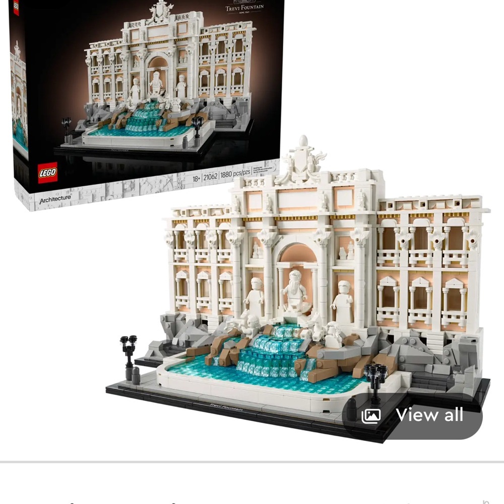LEGO Architecture Trevi Fountain with Blue and White Elements